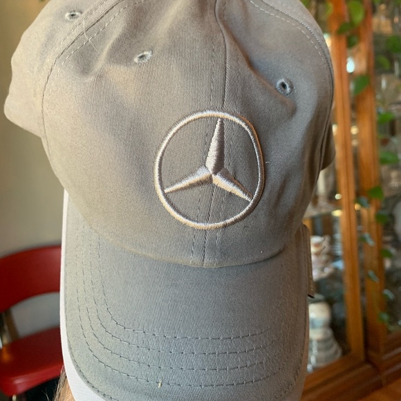 COPY - Mercedes Benz adjustable hat - Picture 2 of 6